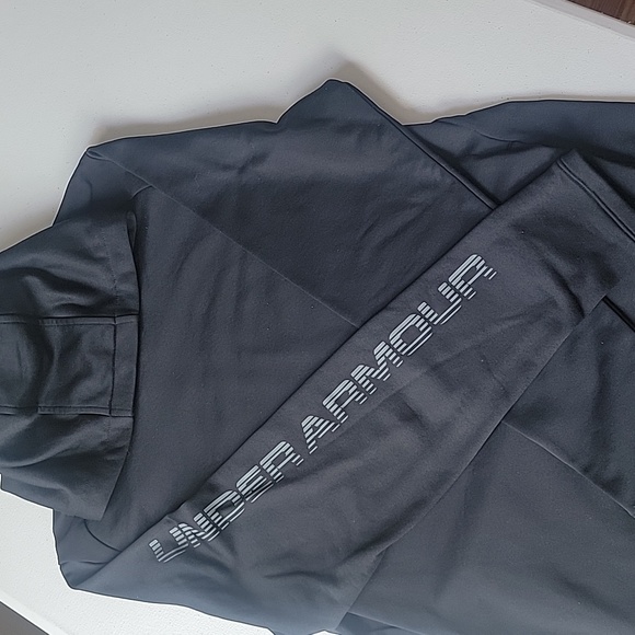 Under Armour Other - Under Armour black hoodie